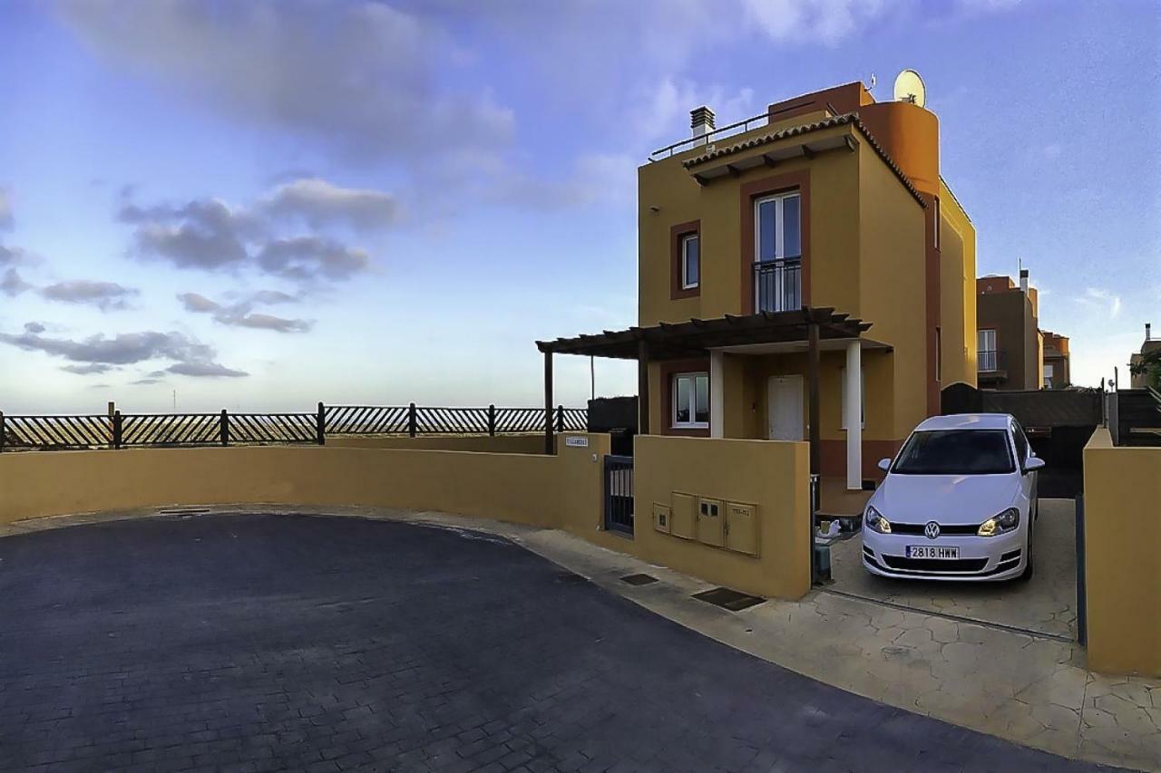 Villadunas - With Luxury Hot Tub Corralejo Exterior photo